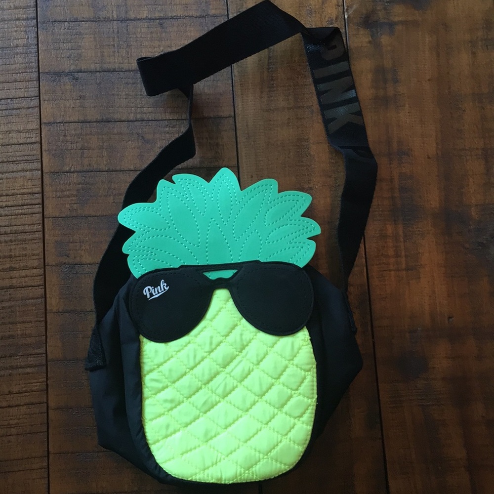 Pineapple cooler